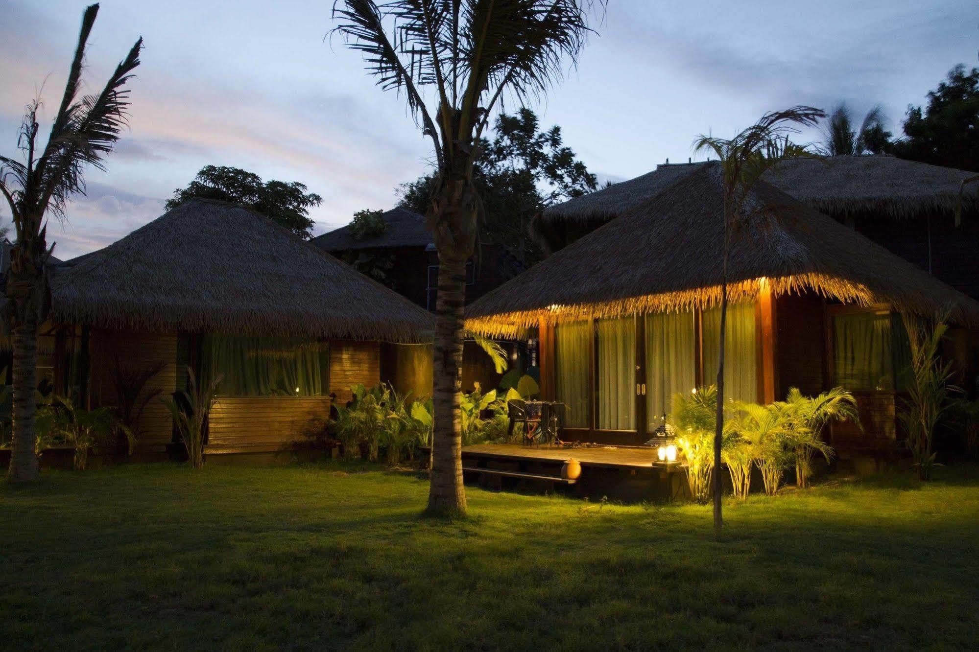 Mali Resort Sunrise Beach Koh Lipe Dış mekan fotoğraf